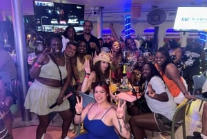 Miami: Bar Crawl z przewodnikiem, zniżkami na drinki i wstępem do klubu