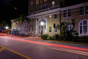 Miami: Haunts of South Beach Ghost Walking Tour