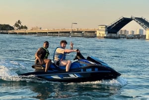 Miami: Vattenskoteräventyr med båttur Jetski-äventyr med båtresa vid North Bay Village