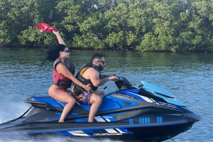 Miami: Aventura en moto acuática con paseo en barco desde el centro de la ciudad