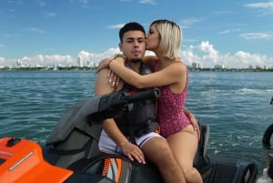 Miami: Aventura en moto acuática con paseo en barco de cortesía