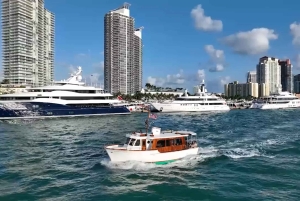 Miami: Crucero en yate de época por el horizonte de Miami,
