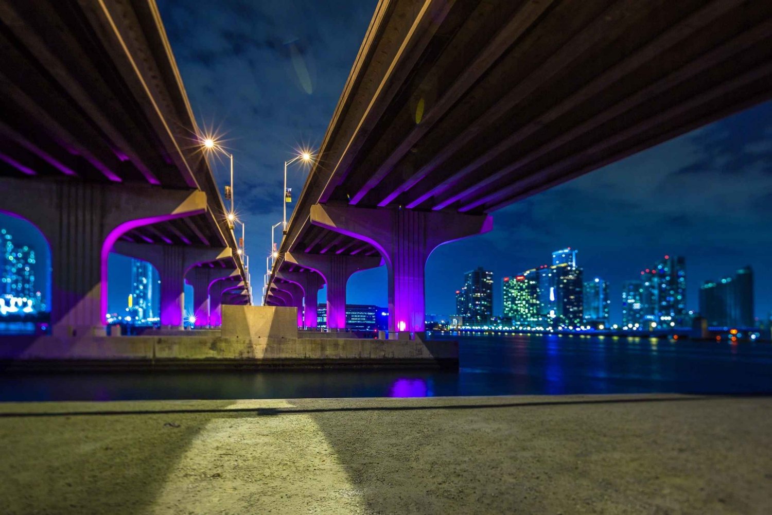 Miami: Experiencia Nocturna Mágica a la Luz de la Luna