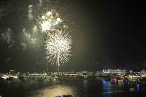 Miami: New Year's Eve Fireworks Cruise on Biscayne Bay
