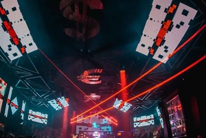 Miami: Fiesta en Autobús, Entrada al Club y Experiencia Nocturna de Barra Libre