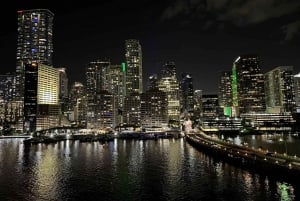 Miami: Party Yacht Cruise with Open Bar and DJ