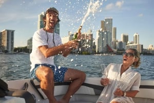 Miami: Privat bådudlejning med champagne og kaptajn