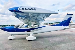 Miami: Private Luxury Airplane Tour with Champagne