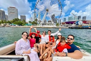 Miami: Private Luxury Boat Charter with a Captain