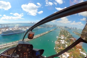 Miami: Private Luxury Helicopter Flight with Champagne