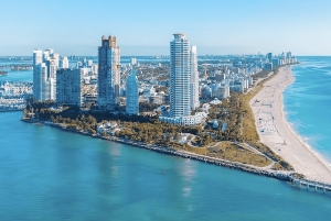 Miami: Private Luxury Helicopter Flight with Champagne