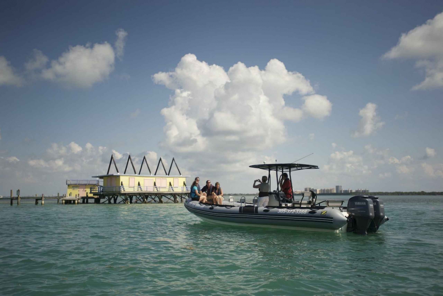 Miami: Private Sightseeing Boat Tour