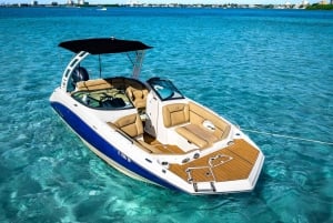 Miami: Private Tailored Sightseeing Boat Tour