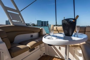 Miami: Private Tailored Sightseeing Boat Tour