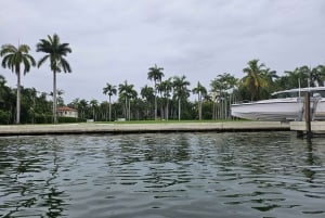 Miami: Private Tailored Sightseeing Boat Tour