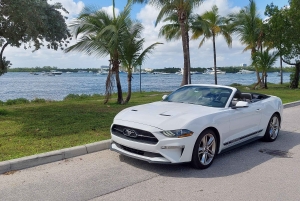 Miami: Private tour in a convertible Mustang in French