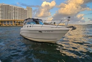 Miami: yksityinen jahtiristeily kapteenin ja virvoitusjuomien kanssa
