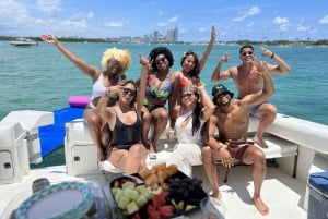 Private Yacht Rental Tour met champagne en snorkelen