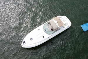 Miami: Excursión Privada en Yate de Alquiler con Champán y Snorkel