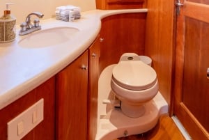 Miami: Privat yacht med kaptein 48 fots båt