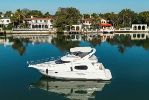 Miami: Privat yacht med kaptein 48 fots båt
