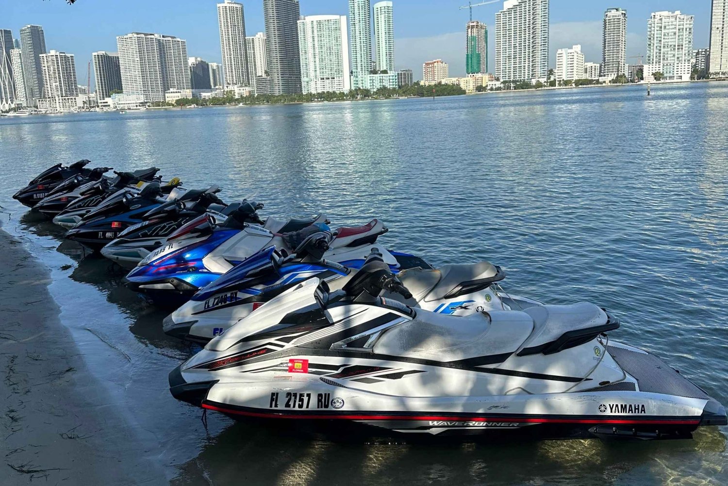 Miami : Aventure en mer ! Location de Jetski+30min tour en bateau inclus