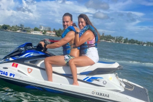 Miami: Eventyr på havet! Leje af jetski + 30 min. bådtur inkluderet