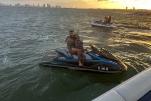 Miami: Zee Avontuur! Jetski verhuur+30min rondvaart inbegrepen