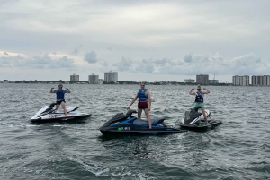 Miami: Zee Avontuur! Jetski verhuur+30min rondvaart inbegrepen