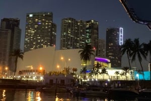 Miami: Solnedgångskryssning med Celebrity Homes och öppen bar