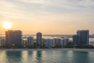 Miami Sunset: Private Luxury Airplane Tour
