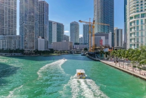Miami: Boat Cruise from Bayside Marketplace & South Beach