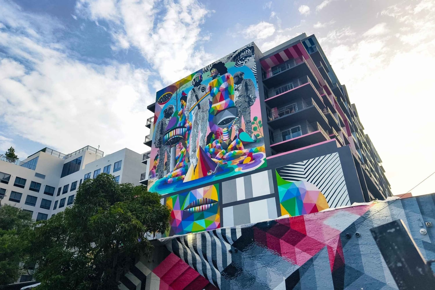 Miami: Wynwood Delicious Donut Tour & Street Art Experience