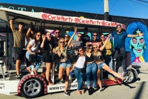 Miami: Wynwood Party Bike Bar Crawl