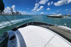 Miami Yacht Vuokraus Jetski, melontalaudat, Inflatables kanssa