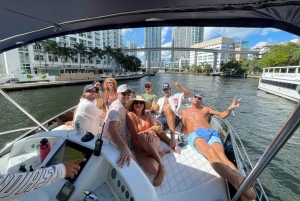 Miami Yacht Vuokraus Jetski, melontalaudat, Inflatables kanssa