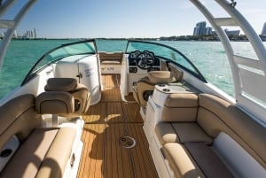 El Único Recorrido Privado en Barco de Miami: Descubre y Disfruta a tu Manera