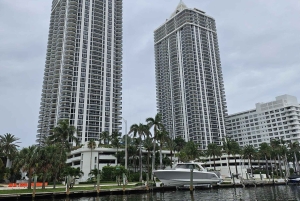 El Único Recorrido Privado en Barco de Miami: Descubre y Disfruta a tu Manera