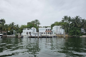 El Único Recorrido Privado en Barco de Miami: Descubre y Disfruta a tu Manera