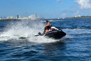 North Bay Village Miami: Miami Bay: Jet Ski Adventure with Boat Ride