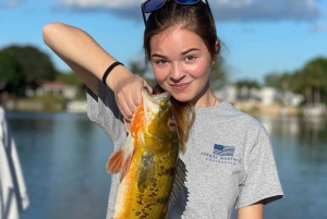 Excursiones de pesca de Peacock Bass cerca de Miami Florida