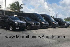 Port of Miami Shuttle Miamin lentokentälle tai hotelliin Miamissa