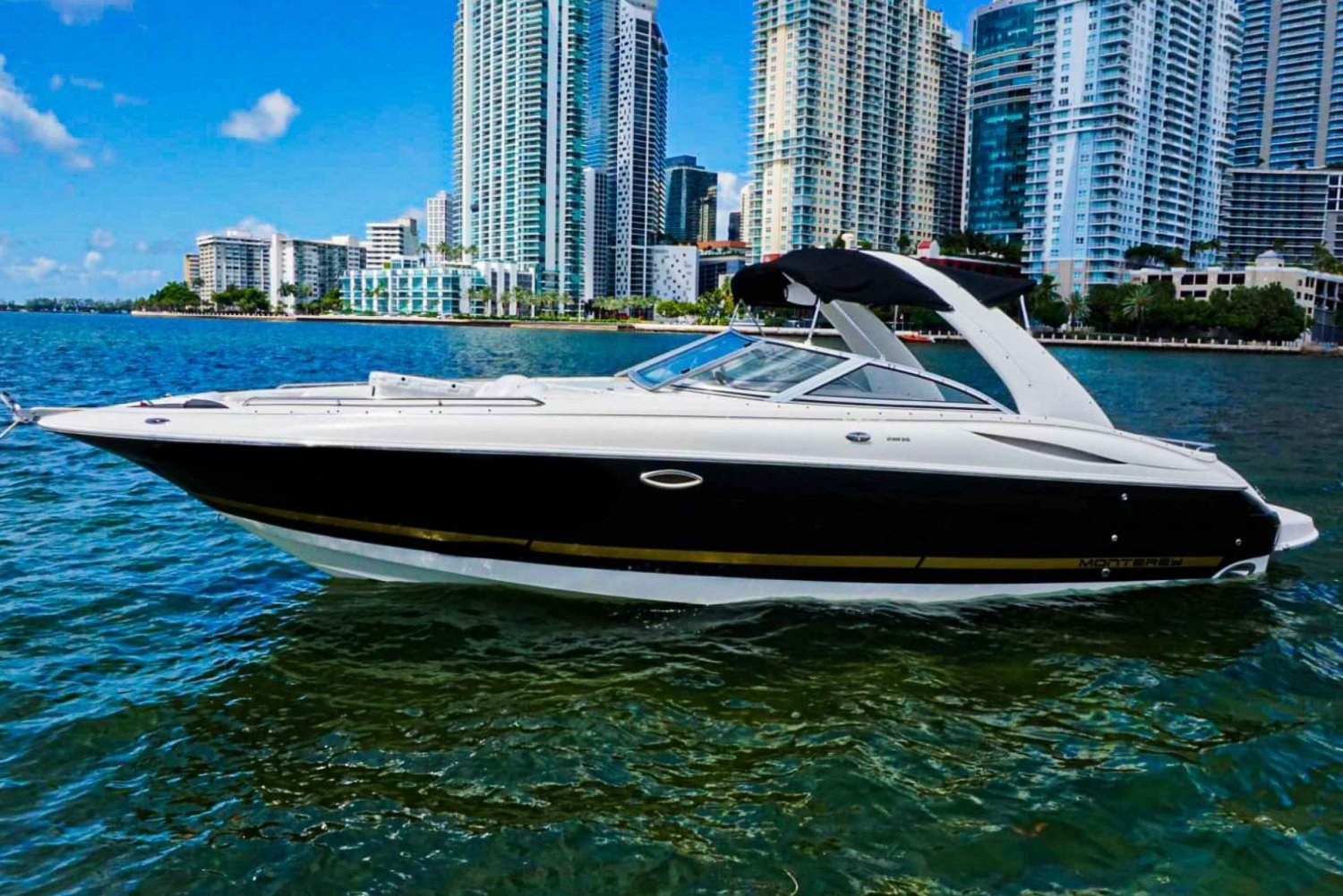 Miami: Private Boat tour with a captain