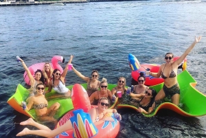 Barco Pontón Privado con Capitán, Privado hasta 12ppl