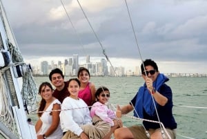 Crucero privado en velero por los muelles de Miami