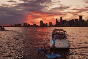 Tour of the city of Miami and its beautiful sunset