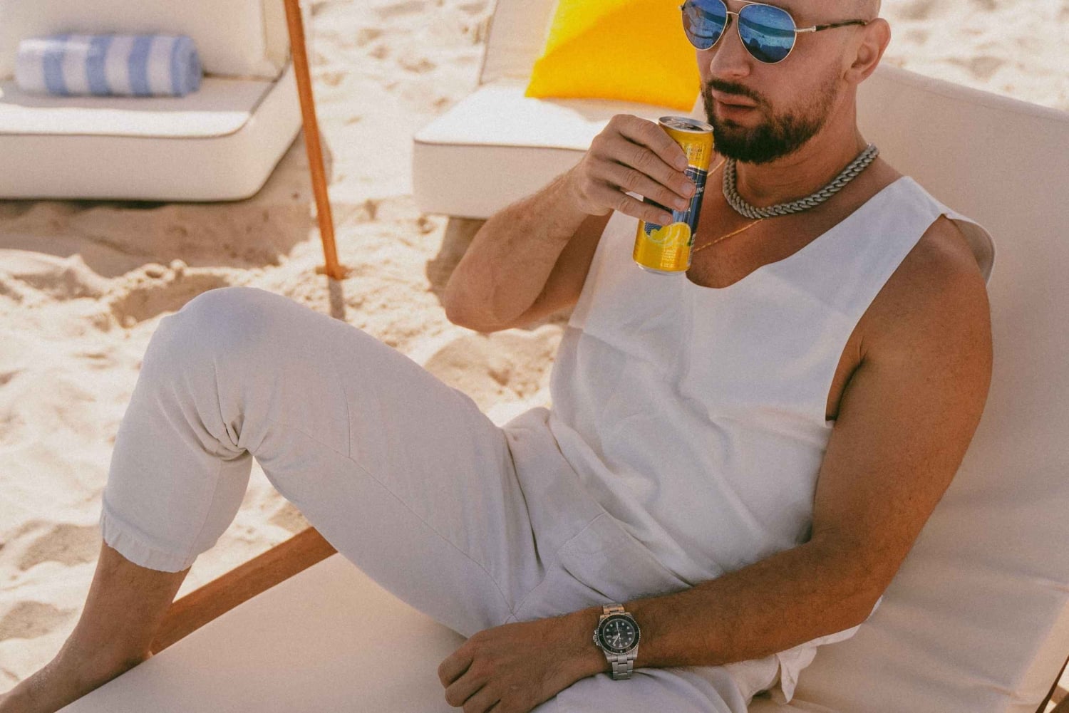 Riviera Suite: Private Beach Lounge and Picnic Set Up