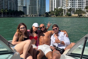 SEA MIAMI ON PARASTA!! 26' CROWNLINE 'GLORY DAZE' + 1 TUNTI ILMAISEKSI!