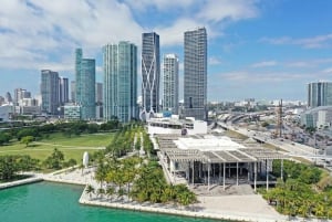 Excursion à terre depuis le port de Miami : visite de la ville et croisière commentée