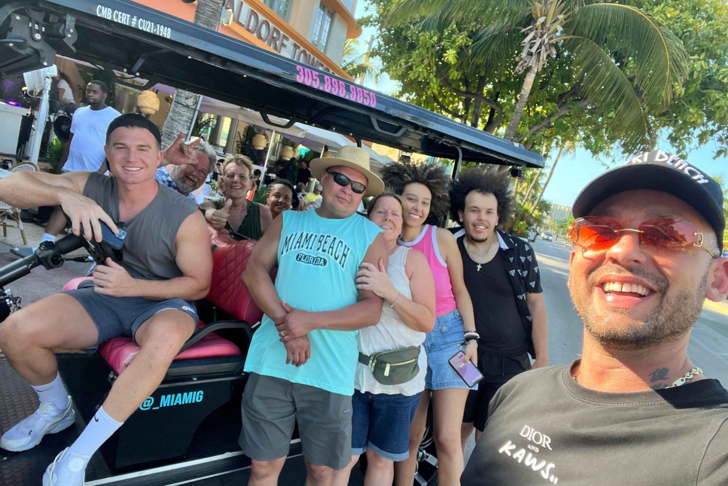 South Beach Golf Cart Tour & Millionaires Row Cruise (Croisière commentée)